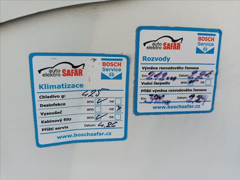 Citroën C4 1,6 HDI,68KW,ČR,KLIM,TEMPOMAT, - fotka 27 z 33