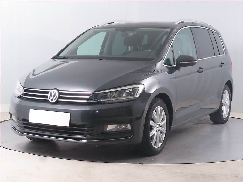 Volkswagen Touran (2016) Highline 2.0 TDI, Navi - fotka 2 z 16