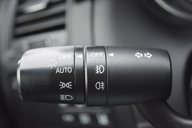 Mazda CX-5 2,0 i 118KW 4X4 AUTOMAT KŮŽE - fotka 36 z 54