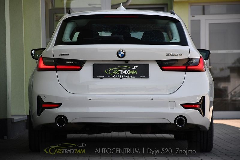 BMW Řada 3 320D xDrive 2xALU 1M ČR - fotka 4 z 54