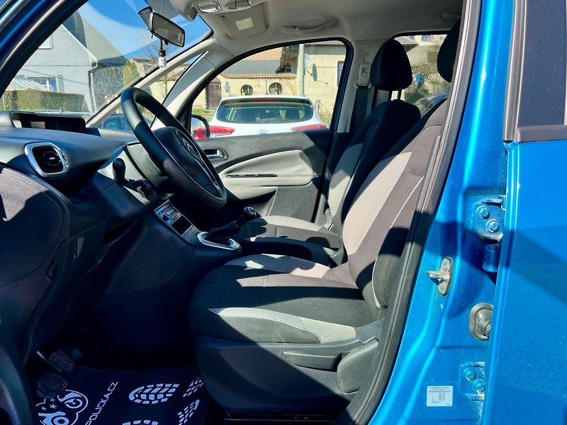 Citroën C3 Picasso (2009) 1.4i 70 kW Servis,Stav,Klima - fotka 12 z 19