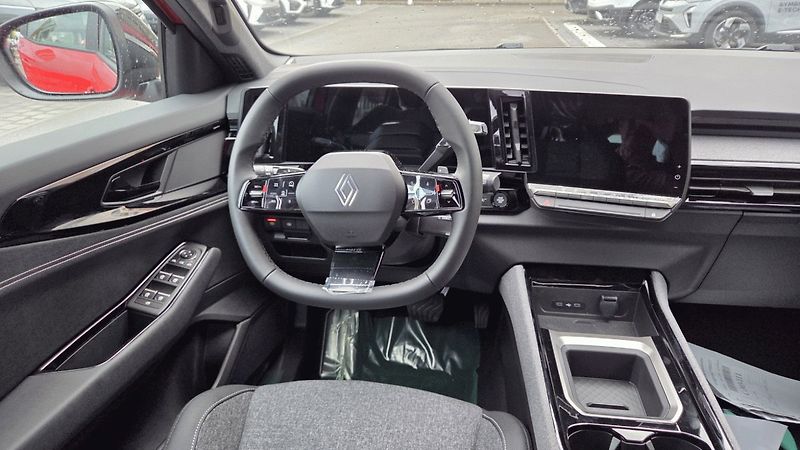Renault Austral (2026) evolution mild hybrid 150 auto - fotka 3 z 3