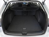 Volkswagen Golf (2024) Life 1.5 eTSI, digi klima - náhled 14