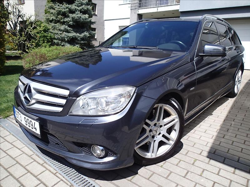 Mercedes-Benz Třídy C 3,0 165 kW, CDI, 4x4,Automat - fotka 1 z 34