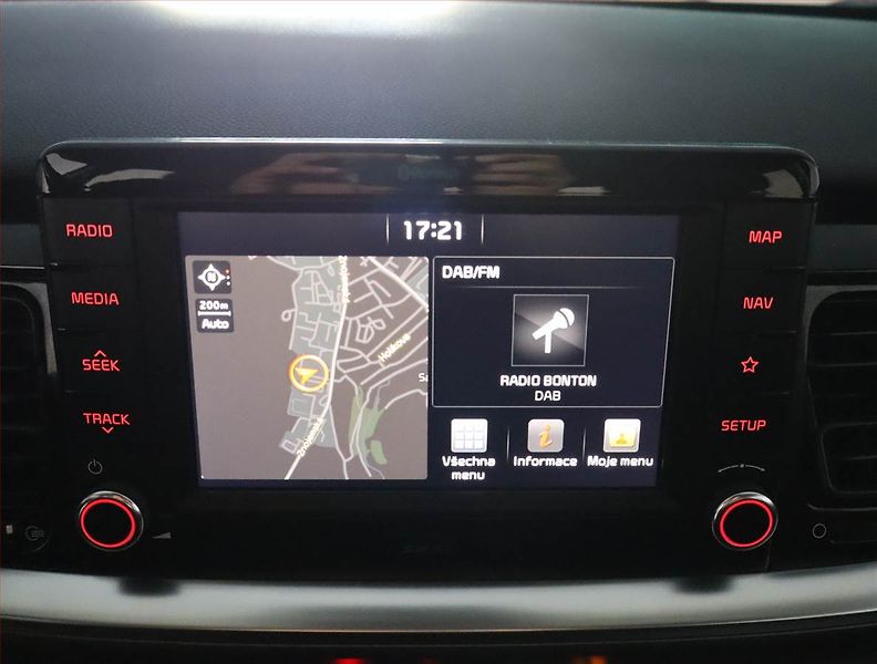Kia Stonic (2019) 1.0 T-GDI, Automat, ČR,1.maj - fotka 12 z 24