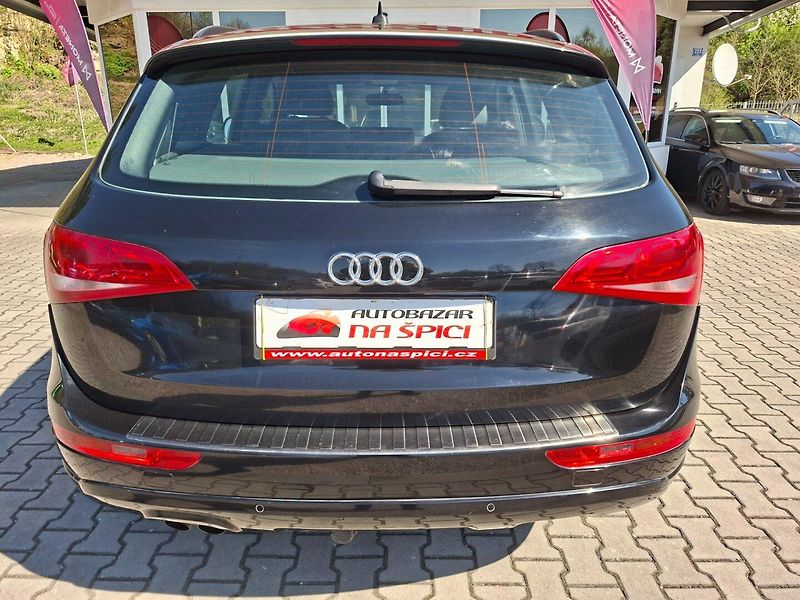 Audi Q5 (2012) 2.0TDI 105kW QUATTRO S-LINE - fotka 7 z 35