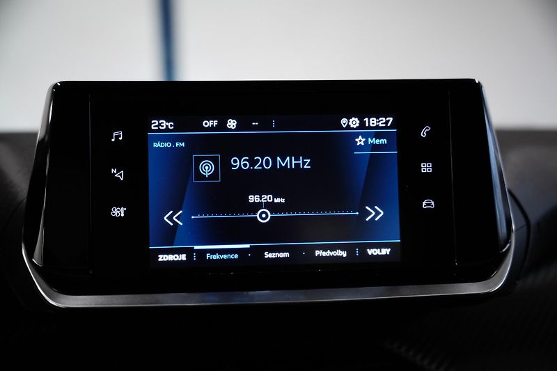 Peugeot 208 - fotka 19 z 29