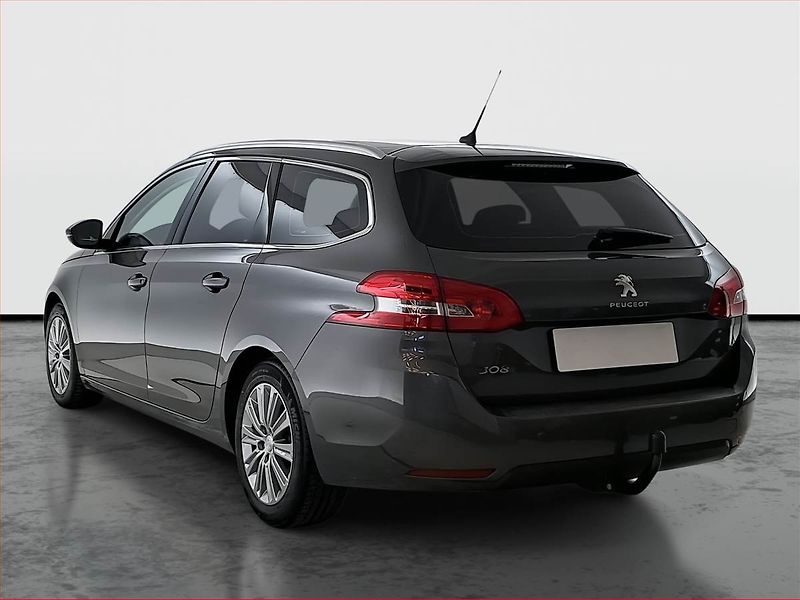Peugeot 308 (2018) Active 1.2 PureTech, ČR,1.maj - fotka 4 z 20
