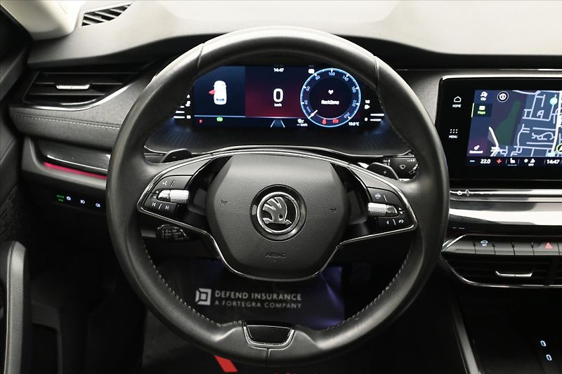 Škoda Octavia 2,0 TDI 110 kW DSG Style Záruk - fotka 18 z 32