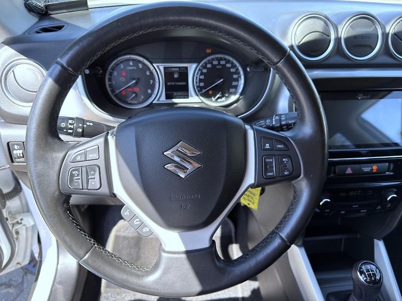 Suzuki Vitara 1.6i 88 kW 4x4 servisní knížka - fotka 15 z 20