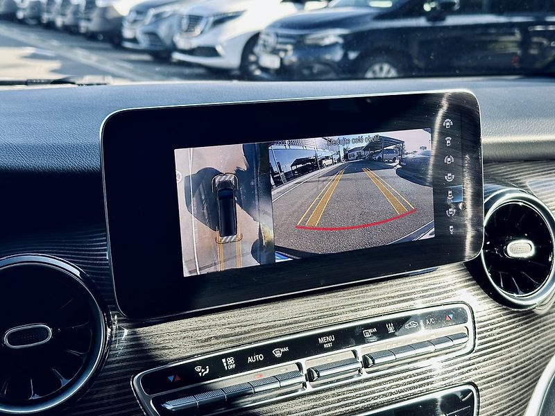 Mercedes-Benz Třídy V (2021) V 220d AVG 4M AIRMATIC - fotka 27 z 31