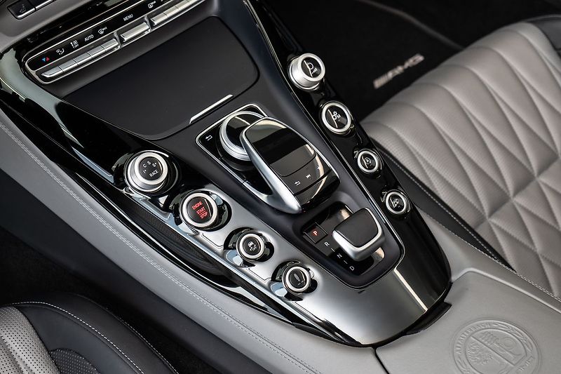 Mercedes-Benz AMG GT C Roadster EDITION 50 1of500 - fotka 13 z 22