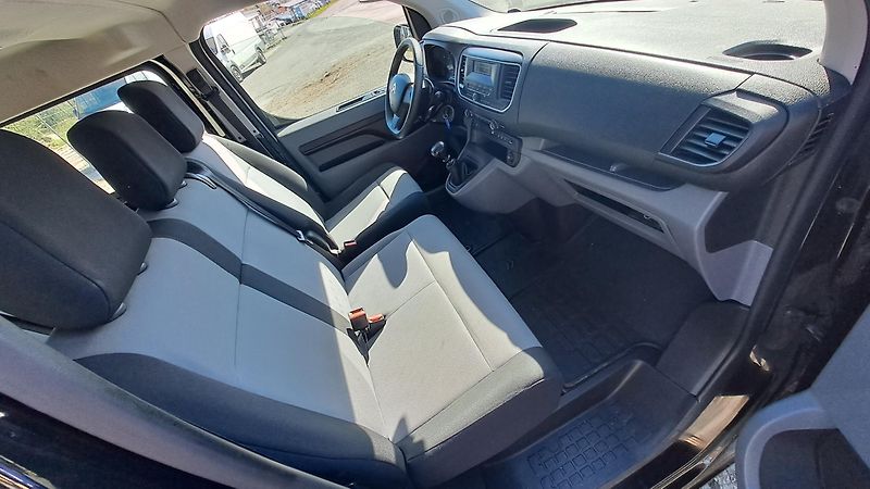 Citroën Jumpy XL 1.5 BlueHDi 120 S&S 9 míst - fotka 7 z 26