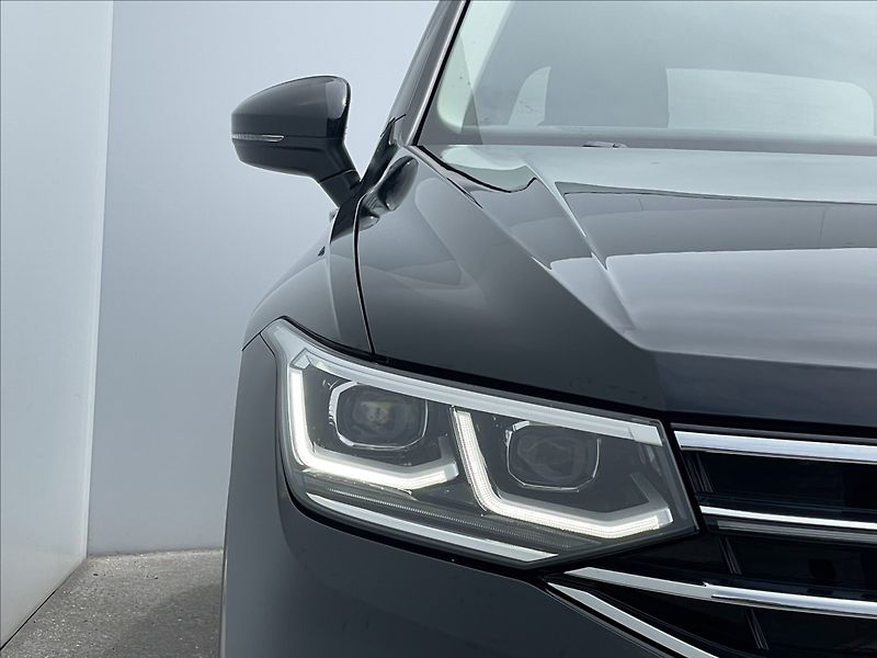 Volkswagen Tiguan Allspace 1,5 TSI DSG EVO Elegance ACC - fotka 21 z 23