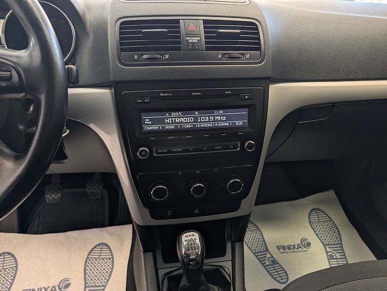 Škoda Yeti 2.0 TDI 4X4 - fotka 16 z 27
