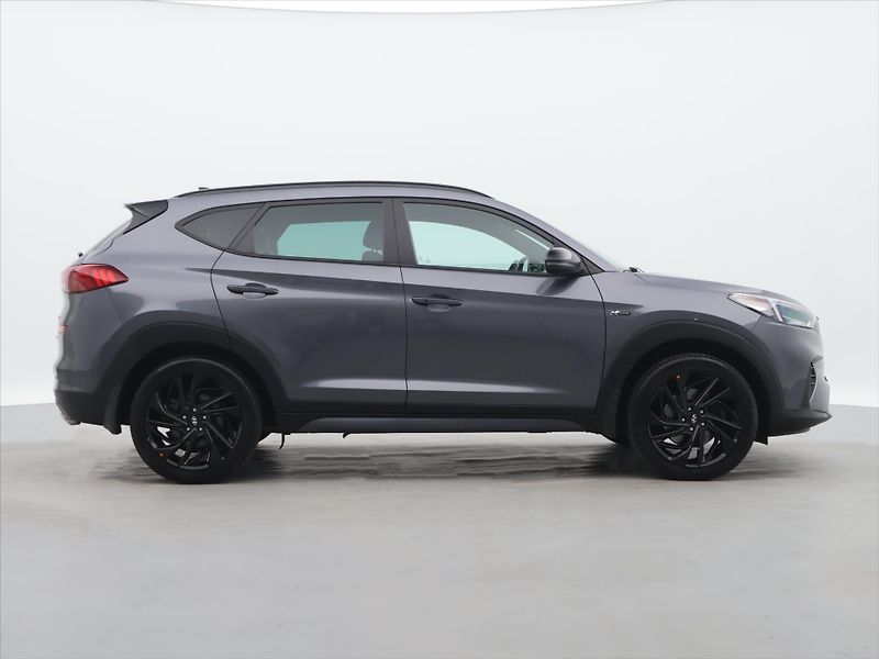 Hyundai Tucson 1,6 T-GDI 130kW 4x4 - fotka 8 z 34