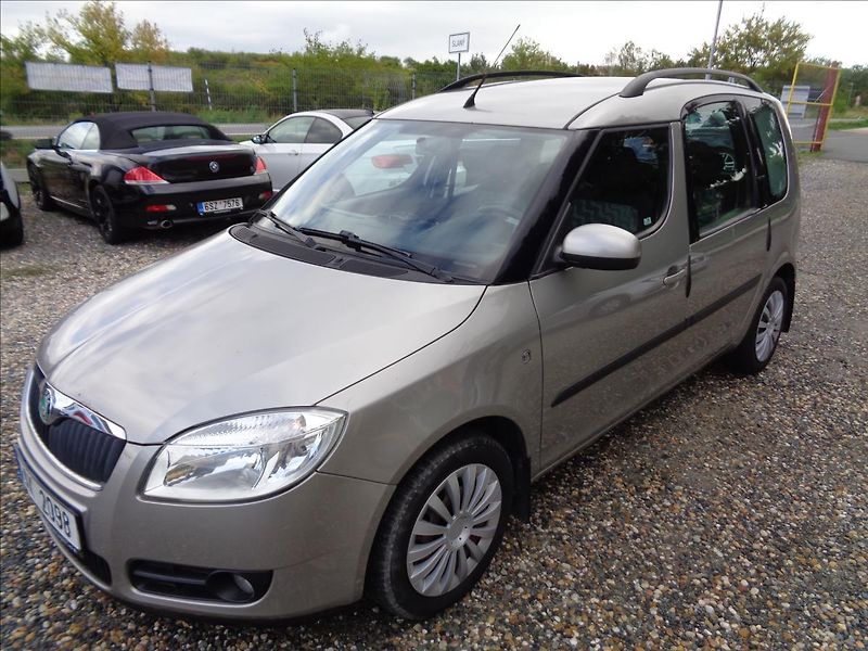 Škoda Roomster 1,4 - fotka 3 z 17