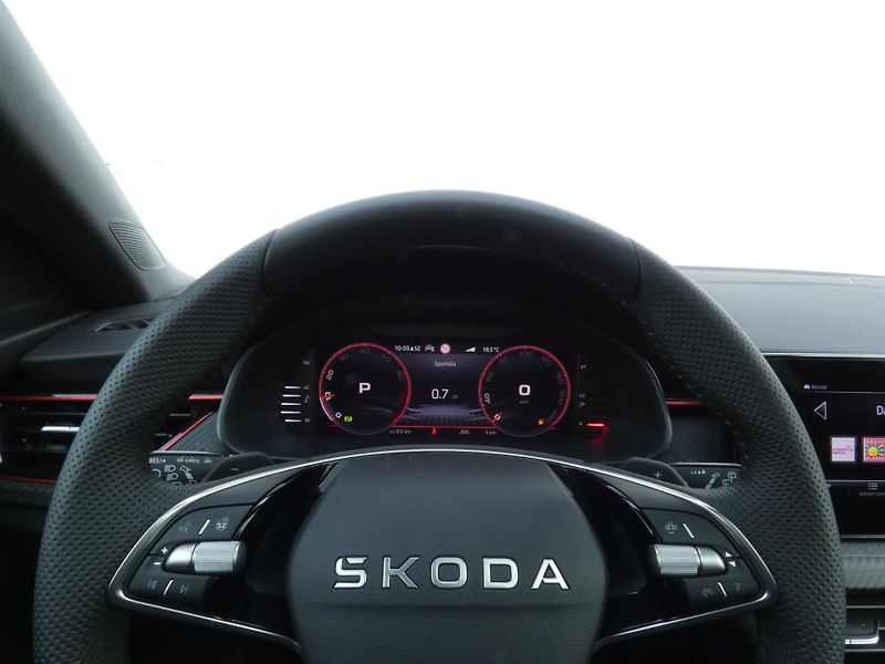 Škoda Scala Monte Carlo 1,0 TSI DSG - fotka 22 z 30