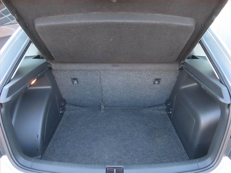 Škoda Rapid (2014) Spaceback 1.6 TDI - fotka 13 z 15