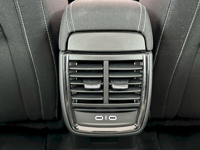 Škoda Kamiq (2025) DSG 1.0TSI 85kW Monte Carlo - fotka 28 z 32