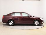 Škoda Octavia (2011) 2.0 TDI, Automat, nová STK - náhled 6