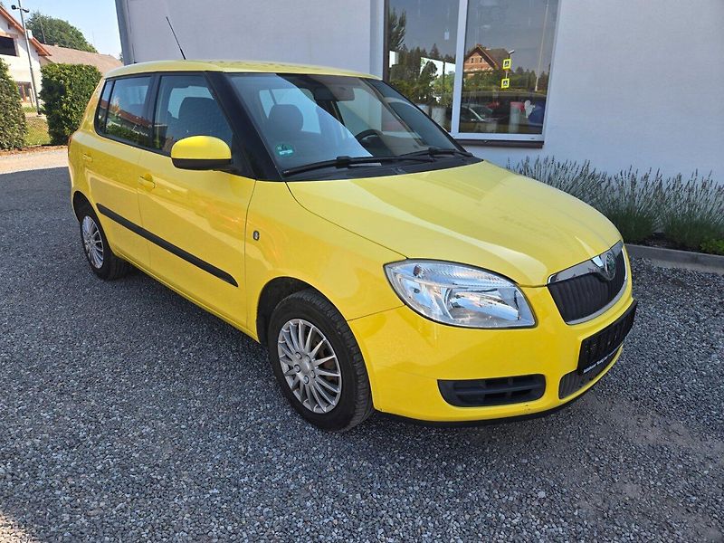 Škoda Fabia (2009) 1.4 16V Serviska - fotka 2 z 30