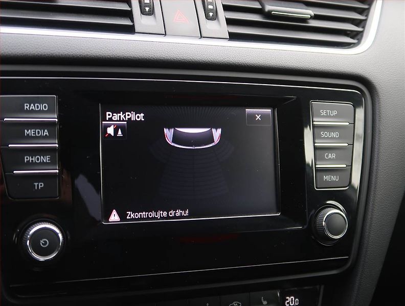 Škoda Octavia (2013) RS 2.0 TDI, Serv.kniha, Xenony - fotka 18 z 18