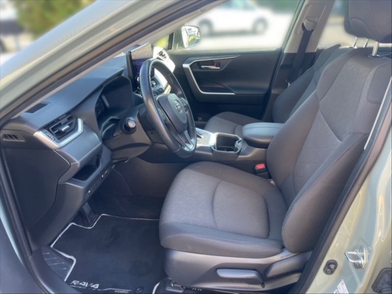Toyota RAV4 2,5 Hybrid Comfort 4WD AT - fotka 6 z 10