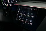 Audi e-tron 55 300kW Matrix Pano NV Tažné - náhled 28