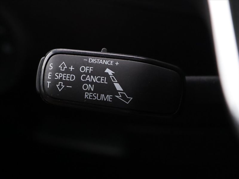 Škoda Superb 2,0 TSI 200kW DSG 4x4 L&K DPH - fotka 23 z 43