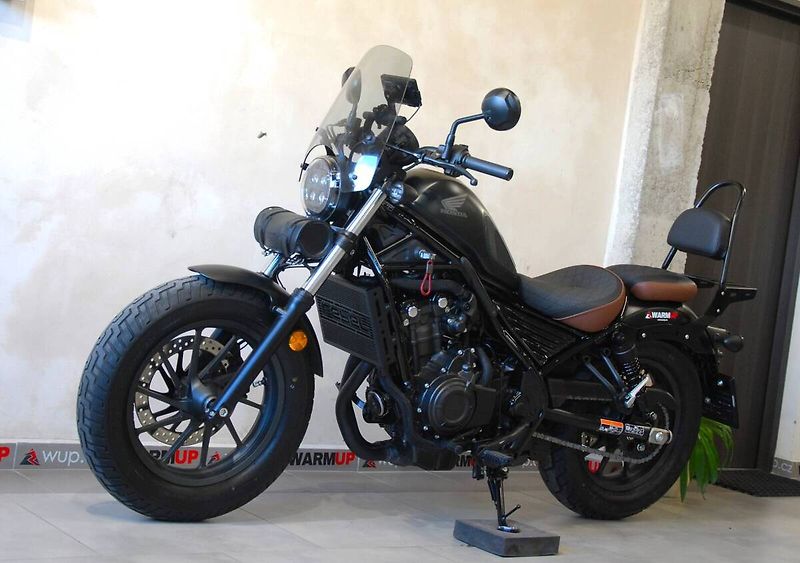 Honda Rebel 500 (2024) CMX 500 Rebel - ZAZÁLOHOVÁNO - fotka 14 z 20