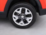 Jeep Compass 2,0 CRDI 125kW Aut 4WD Limited - náhled 24