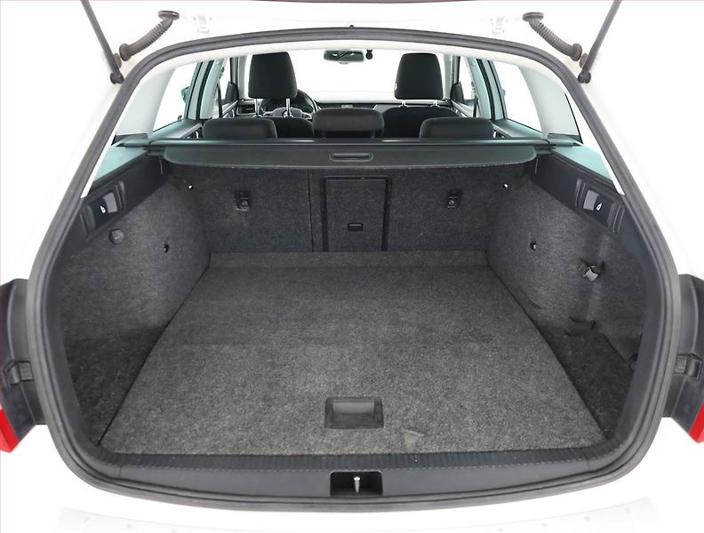 Škoda Octavia (2015) Scout 2.0 TDI, 4X4, Automat - fotka 19 z 19