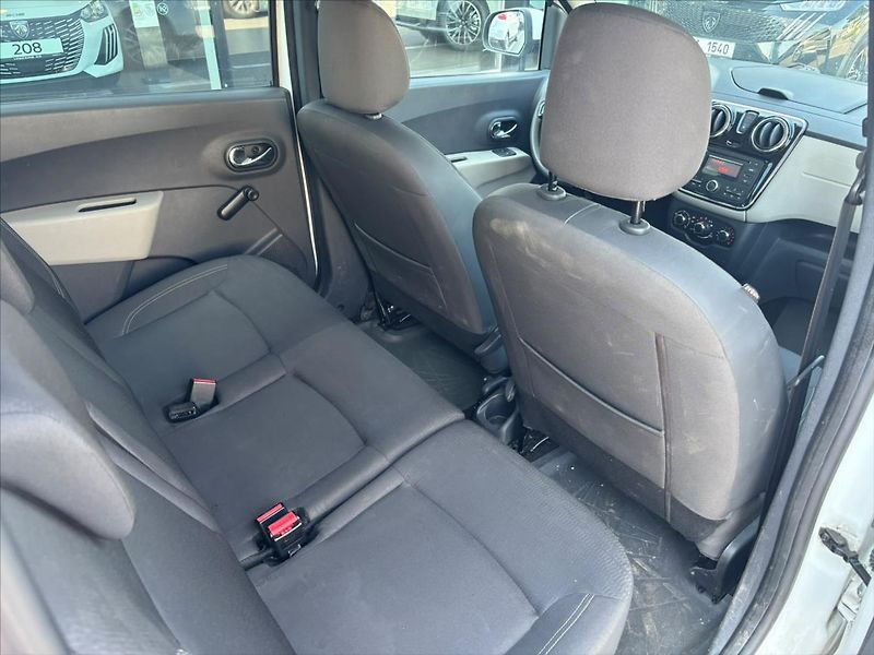 Dacia Lodgy 1,2 TCe - fotka 19 z 22