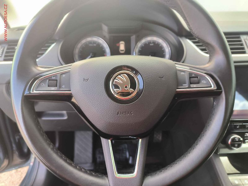 Škoda Octavia (2019) 1.6TDi, ČR, Style - fotka 16 z 22