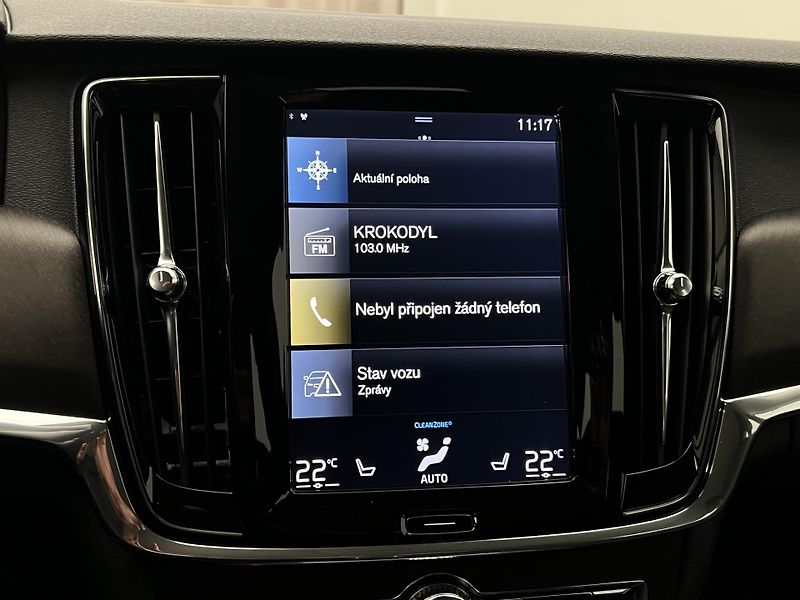Volvo V90 CC D5 AWD AUT CZ - fotka 24 z 33