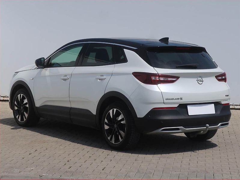 Opel Grandland X (2019) 1.2 Turbo, Serv.kniha, Kůže - fotka 4 z 15