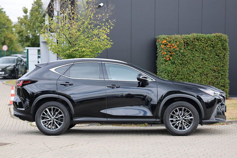 Lexus NX 350h 350h 2,5 HEV COMFORT PLUS - fotka 7 z 24
