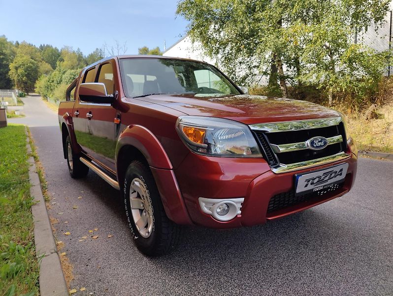 Ford Ranger 3,0 TDCi 4WD / automat / - fotka 6 z 29