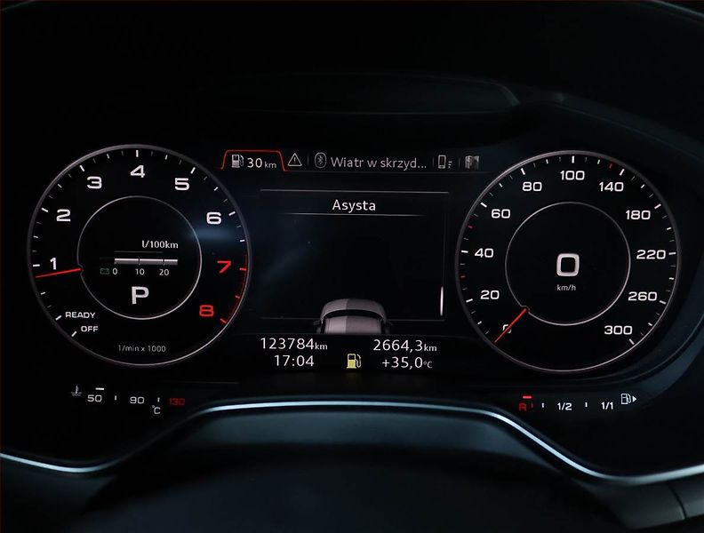 Audi TT (2014) 2.0 TFSI - fotka 11 z 23