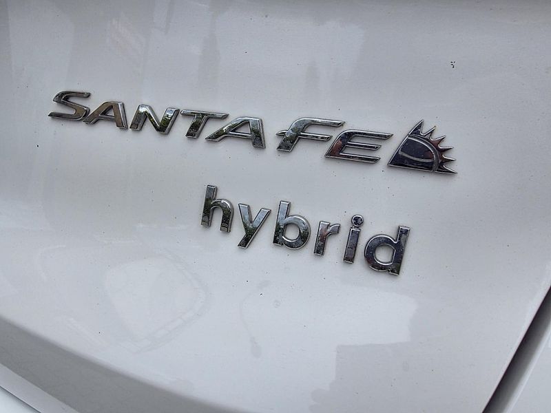 Hyundai Santa Fe 1.6-HYBRID-PREMIUM-PANORAMA - fotka 36 z 44
