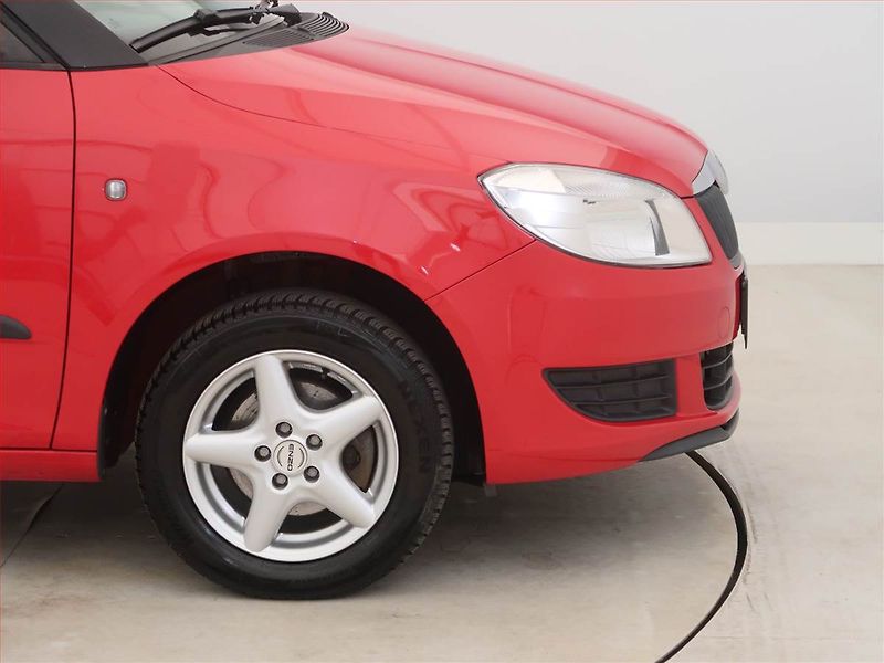 Škoda Fabia (2012) 1.4 16V, Serv.kniha - fotka 14 z 15