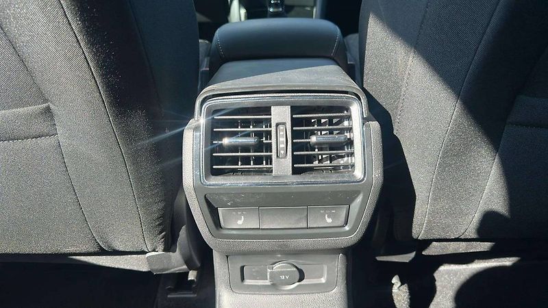 Škoda Karoq Top Selection 1,5 TSI 110kW MT - fotka 20 z 28