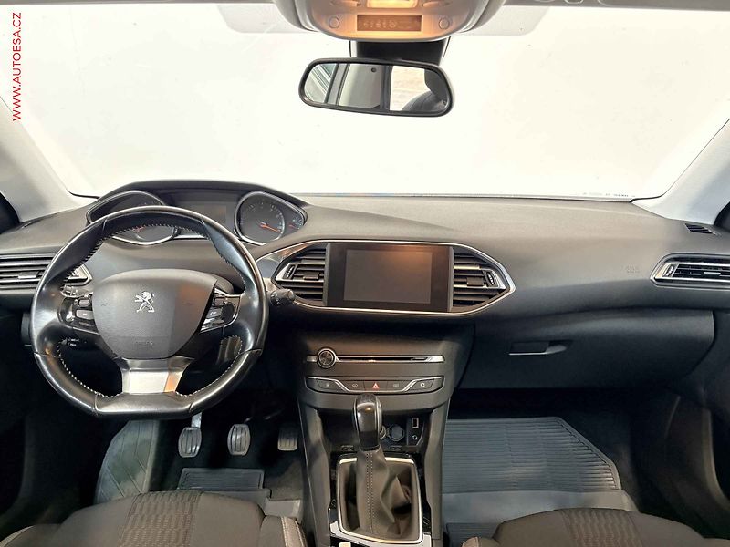 Peugeot 308 (2016) 1.2PT SW, ČR, AC, navi - fotka 8 z 16