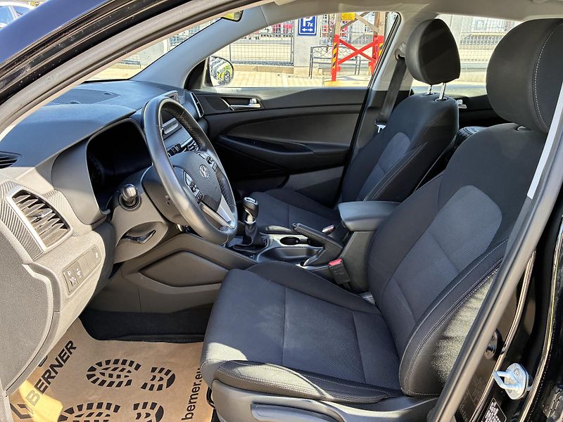 Hyundai Tucson 1.6GDi 97kW KLIMA ČR 1.MAJITEL - fotka 11 z 25