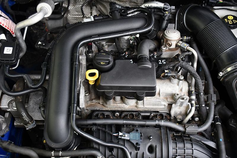 Škoda Scala 1.0TSi 81kW STYLE  - fotka 38 z 38