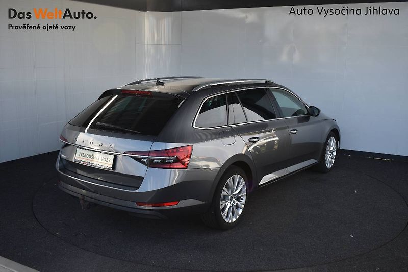 Škoda Superb (2022) 2.0TDI 110kW, DSG, Webasto - fotka 2 z 30