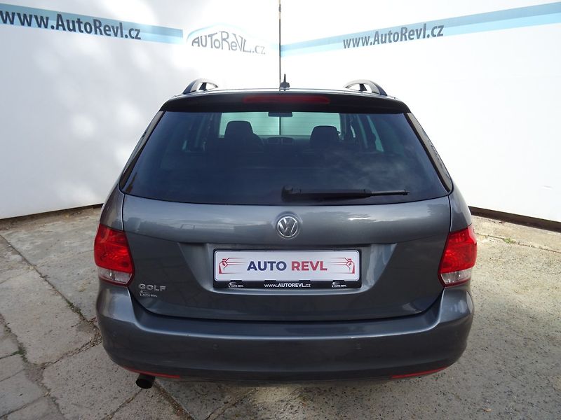 Volkswagen Golf (2011) 1.2i,77kW,S.kn,aut.klima - fotka 20 z 23