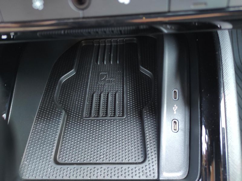 Škoda Kamiq 1,5TSi 110kW, DSG, Dynamic, TZ - fotka 29 z 59