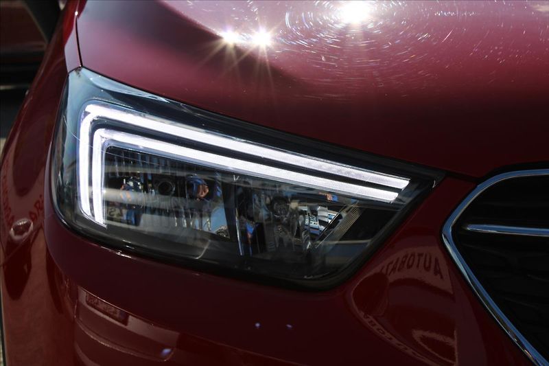 Opel Mokka 1,6 i  ČR,1.MAJITEL,TAŽNÉ - fotka 22 z 27